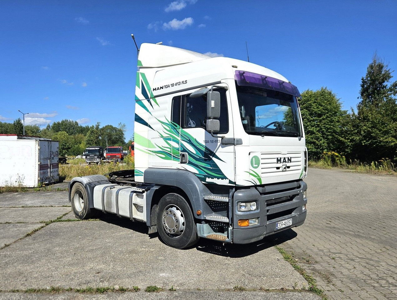 MAN 18.413 FLS - Manual pump and injectors, Intarder, Airco - Tracteur routier: photos 2 MAN 18.413 FLS - Manual pump and injectors, Intarder, Airco - Tracteur routier: photos 2