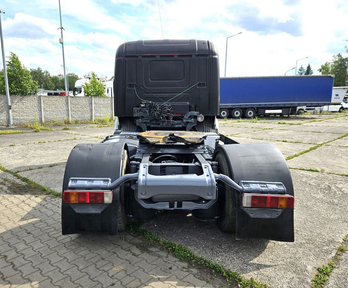 Scania 124 360, manual pump and injectors, manual gearbox - Tracteur routier: photos 5 Scania 124 360, manual pump and injectors, manual gearbox - Tracteur routier: photos 5