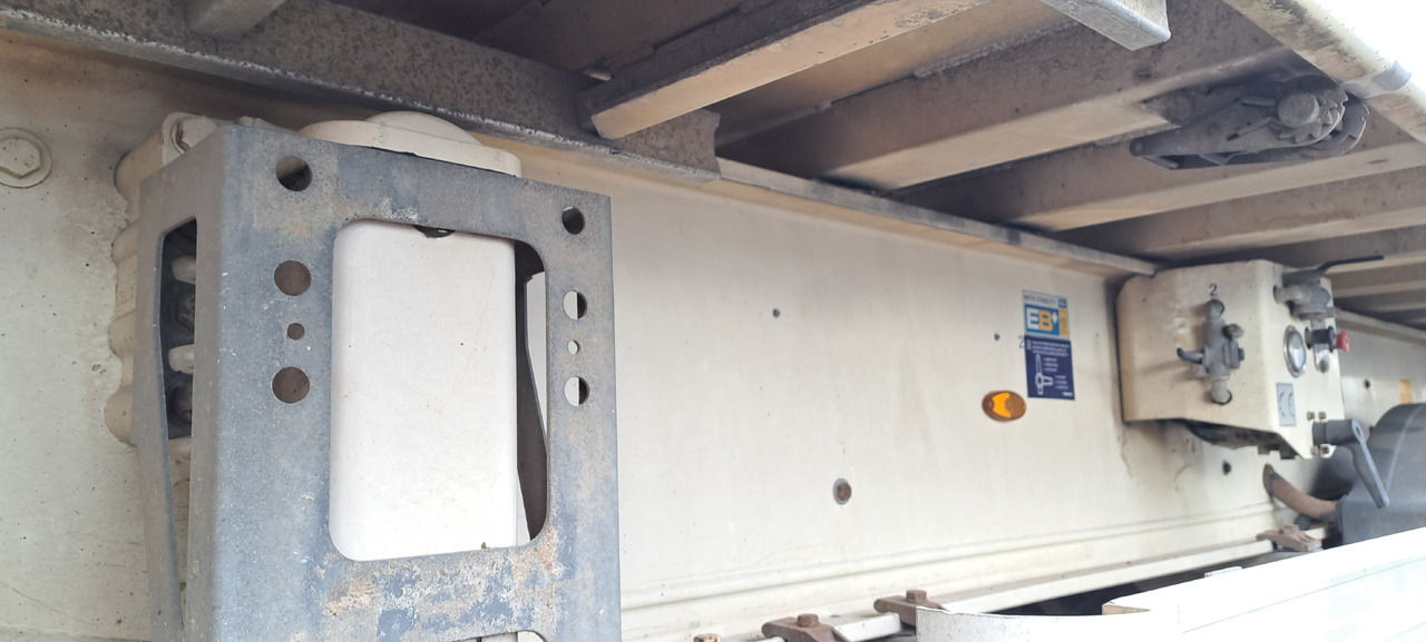 Semi-remorque benne TISVOL: photos 9