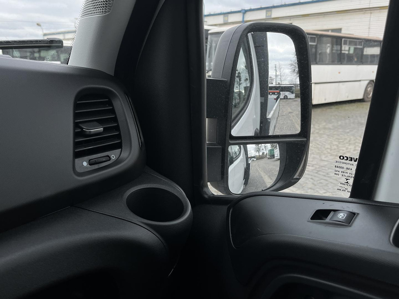 Iveco DAILY SKLÁPAČ, 2.3D, 35S16H en leasing occasion Iveco DAILY SKLÁPAČ, 2.3D, 35S16H: photos 16