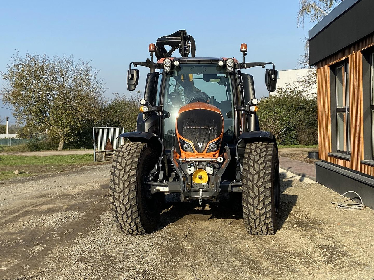 Valtra N, 49 AWI, 134 - Tracteur agricole: photos 4 Valtra N, 49 AWI, 134 - Tracteur agricole: photos 4