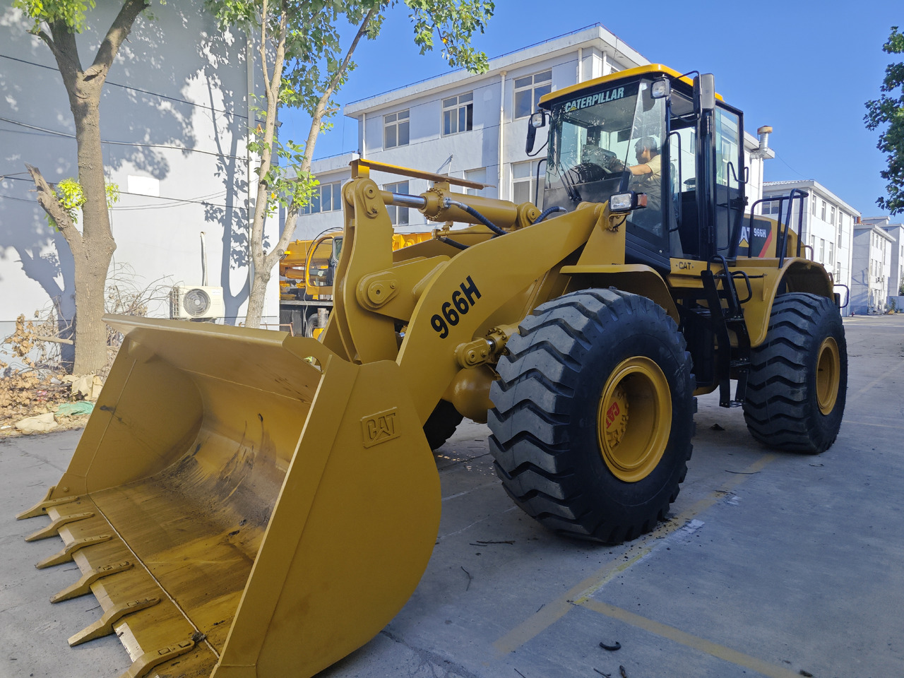 CATERPILLAR 966h wheel 966 wheel loder - Chargeuse sur pneus: photos 1 CATERPILLAR 966h wheel 966 wheel loder - Chargeuse sur pneus: photos 1