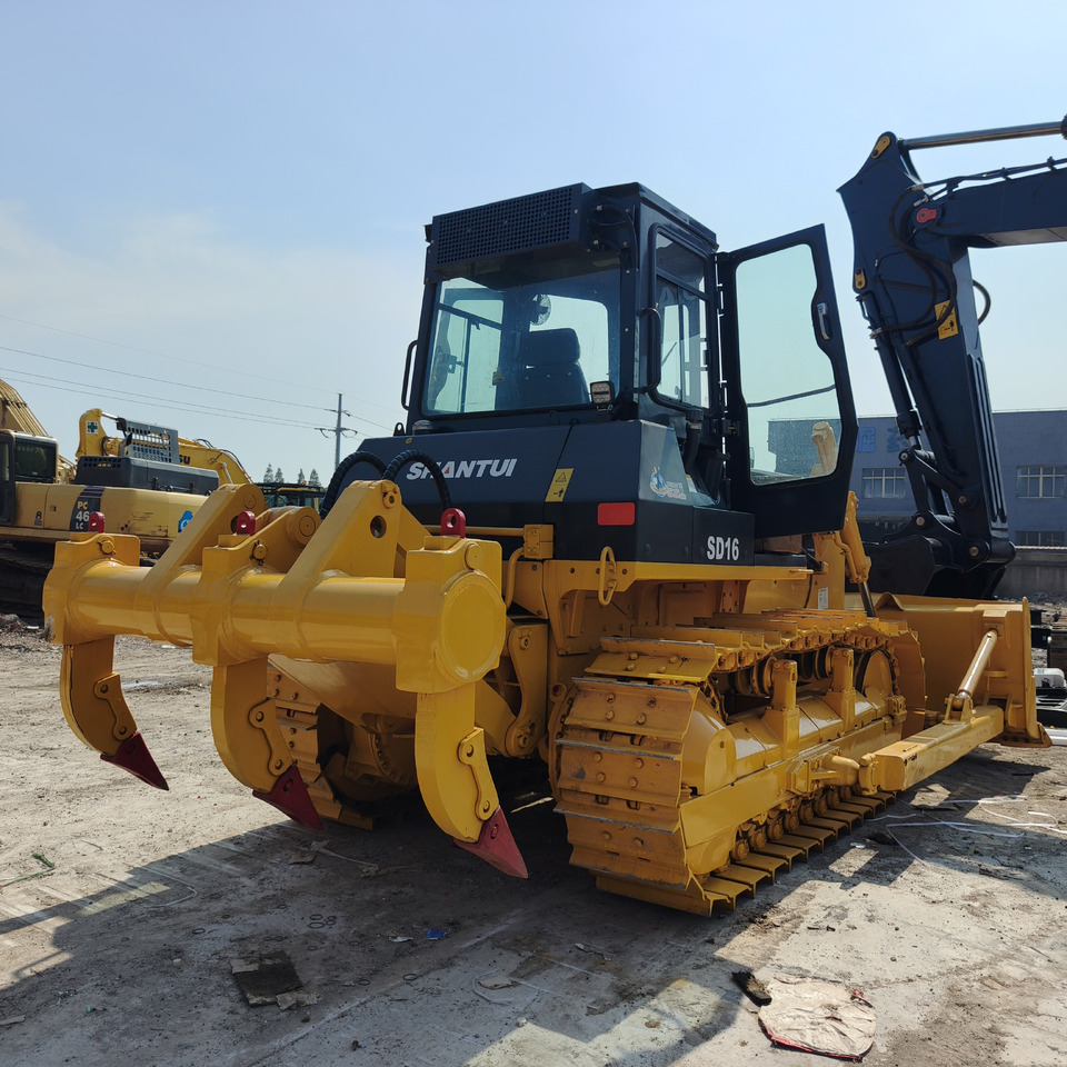SHANTUI SD16 - Bulldozer: photos 2 SHANTUI SD16 - Bulldozer: photos 2