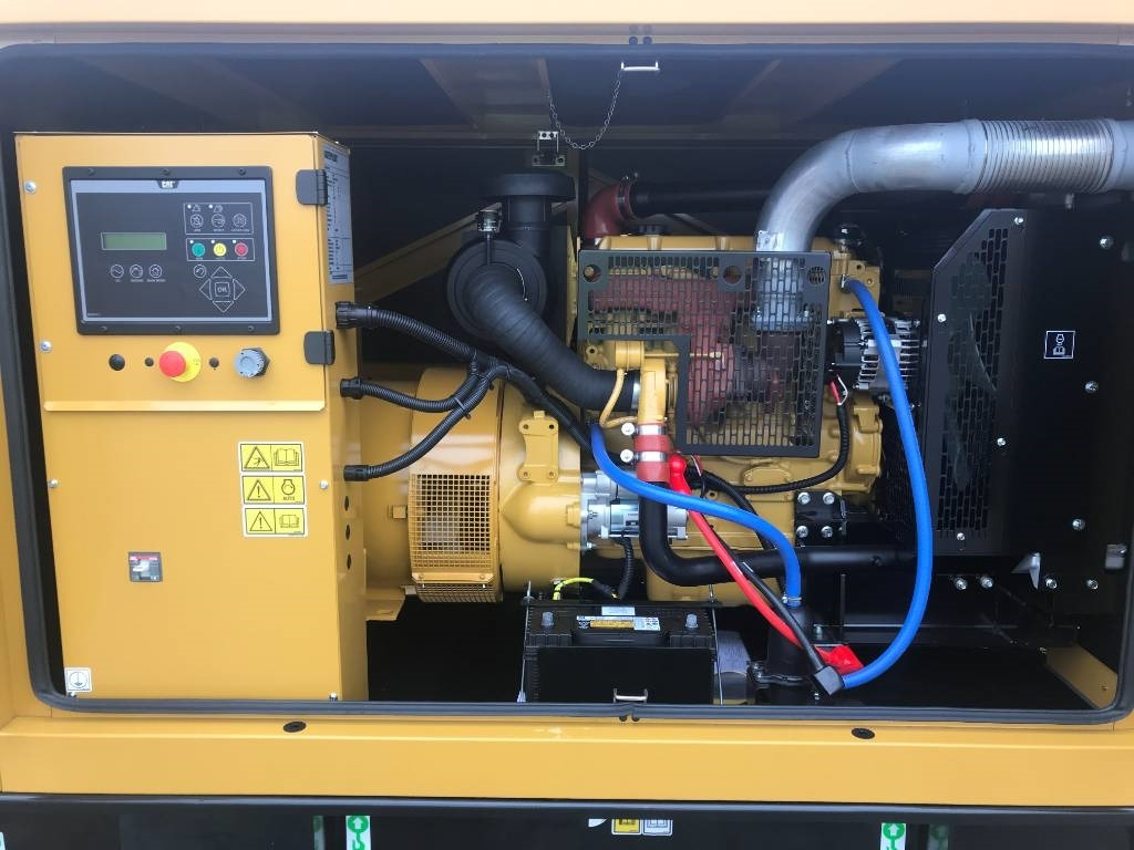 CAT DE110E2 - 110 kVA Generator - DPX-18014 - Groupe électrogène: photos 5 CAT DE110E2 - 110 kVA Generator - DPX-18014 - Groupe électrogène: photos 5