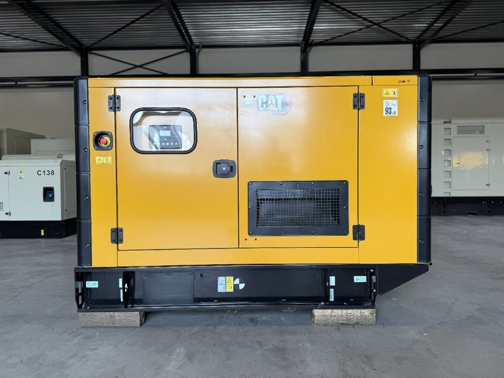 CAT DE50E0 - 50 kVA Generator - DPX-18006 - Groupe électrogène: photos 1 CAT DE50E0 - 50 kVA Generator - DPX-18006 - Groupe électrogène: photos 1