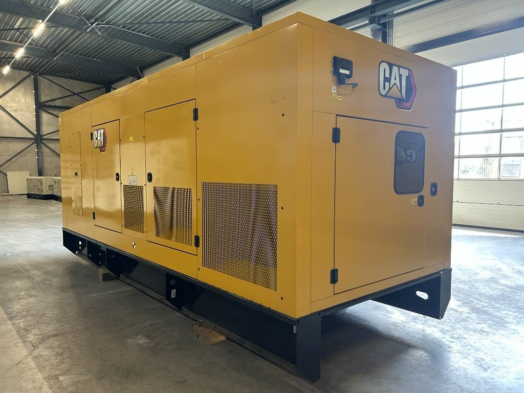 CAT DE850E0 - C18 - 850 kVA Generator - DPX-18032 - Groupe électrogène: photos 3 CAT DE850E0 - C18 - 850 kVA Generator - DPX-18032 - Groupe électrogène: photos 3