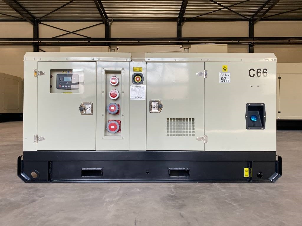 Cummins 4BTA3.9-G2 - 66 kVA Generator - DPX-19833 - Groupe électrogène: photos 1 Cummins 4BTA3.9-G2 - 66 kVA Generator - DPX-19833 - Groupe électrogène: photos 1