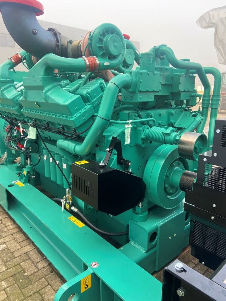 Cummins C2250D5 - 2.250 kVA Genset - QSK60 - DPX-18536-A - Groupe électrogène: photos 4 Cummins C2250D5 - 2.250 kVA Genset - QSK60 - DPX-18536-A - Groupe électrogène: photos 4