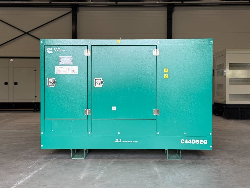 Cummins C44D5EQ - 44 kVA Generator - DPX-18505-Q - Groupe électrogène: photos 1 Cummins C44D5EQ - 44 kVA Generator - DPX-18505-Q - Groupe électrogène: photos 1