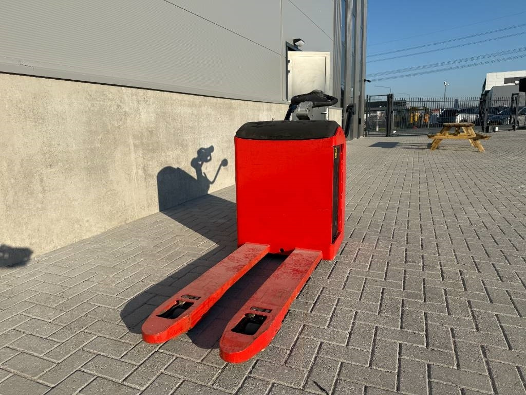 Manitou EP22M AC PFR9 SP - Transpalette: photos 2 Manitou EP22M AC PFR9 SP - Transpalette: photos 2