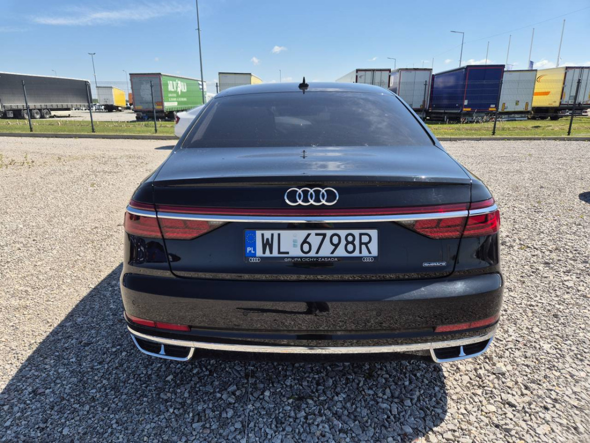 AUDI A8 L SEDAN - Berline: photos 5 AUDI A8 L SEDAN - Berline: photos 5