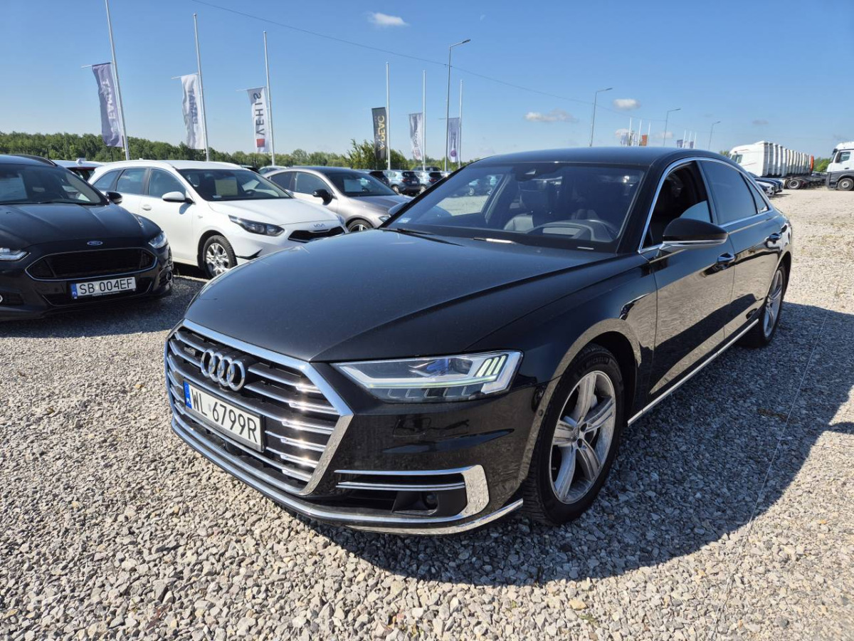 AUDI A8 L SEDAN - Berline: photos 2 AUDI A8 L SEDAN - Berline: photos 2