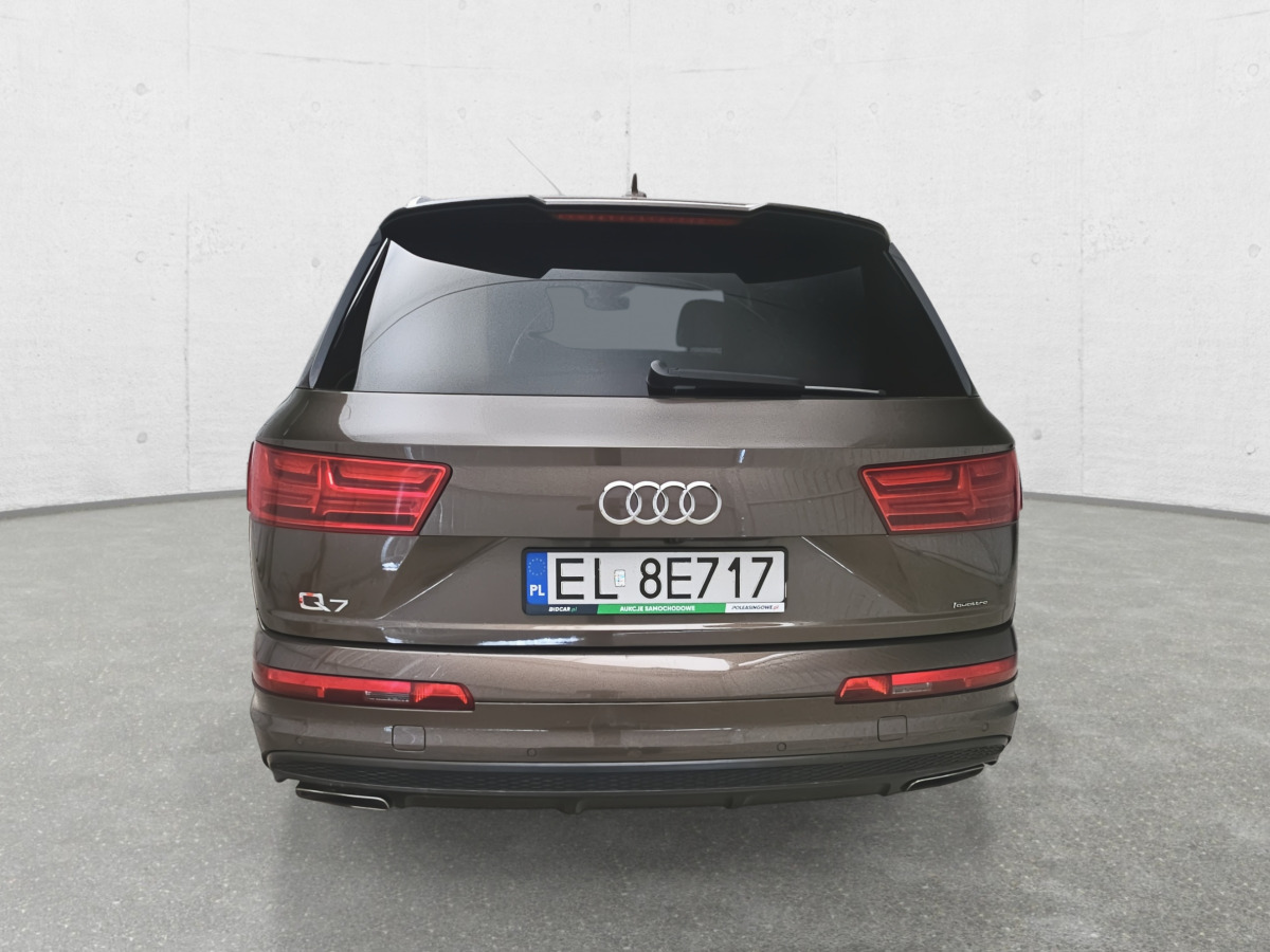 AUDI Q7 SUV - SUV: photos 5 AUDI Q7 SUV - SUV: photos 5