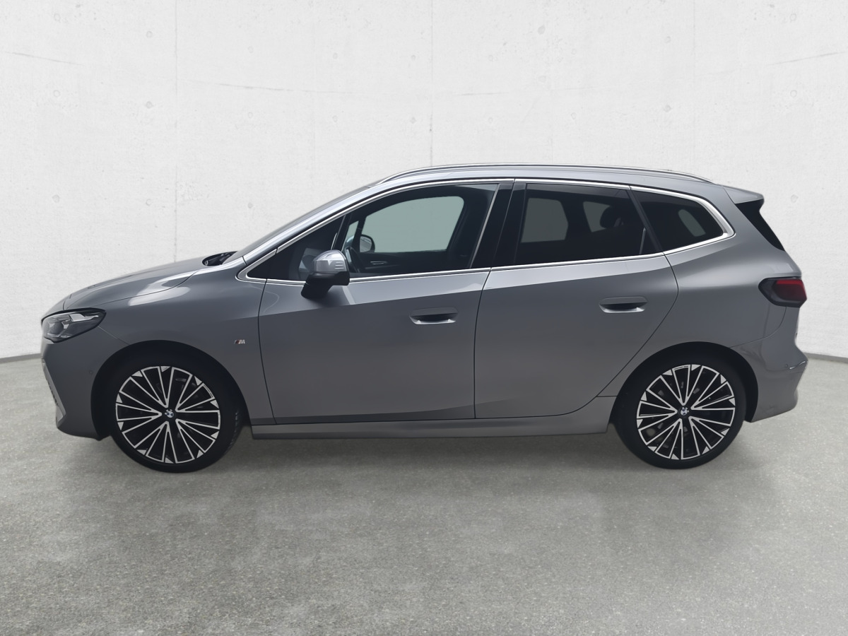 BMW 218D ACTIVE TOURER MINIVAN - Voiture: photos 5 BMW 218D ACTIVE TOURER MINIVAN - Voiture: photos 5