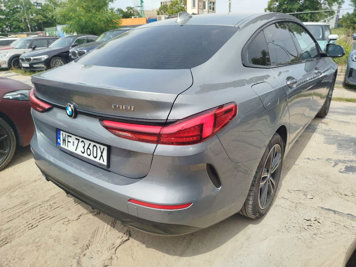 BMW 218i Sport Line SEDAN - Berline: photos 3 BMW 218i Sport Line SEDAN - Berline: photos 3