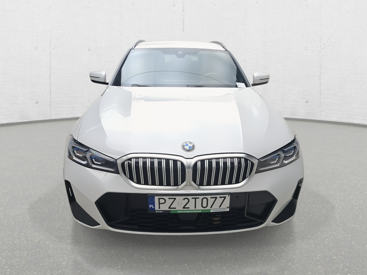 BMW 320D XDRIVE KOMBI - Voiture: photos 4 BMW 320D XDRIVE KOMBI - Voiture: photos 4