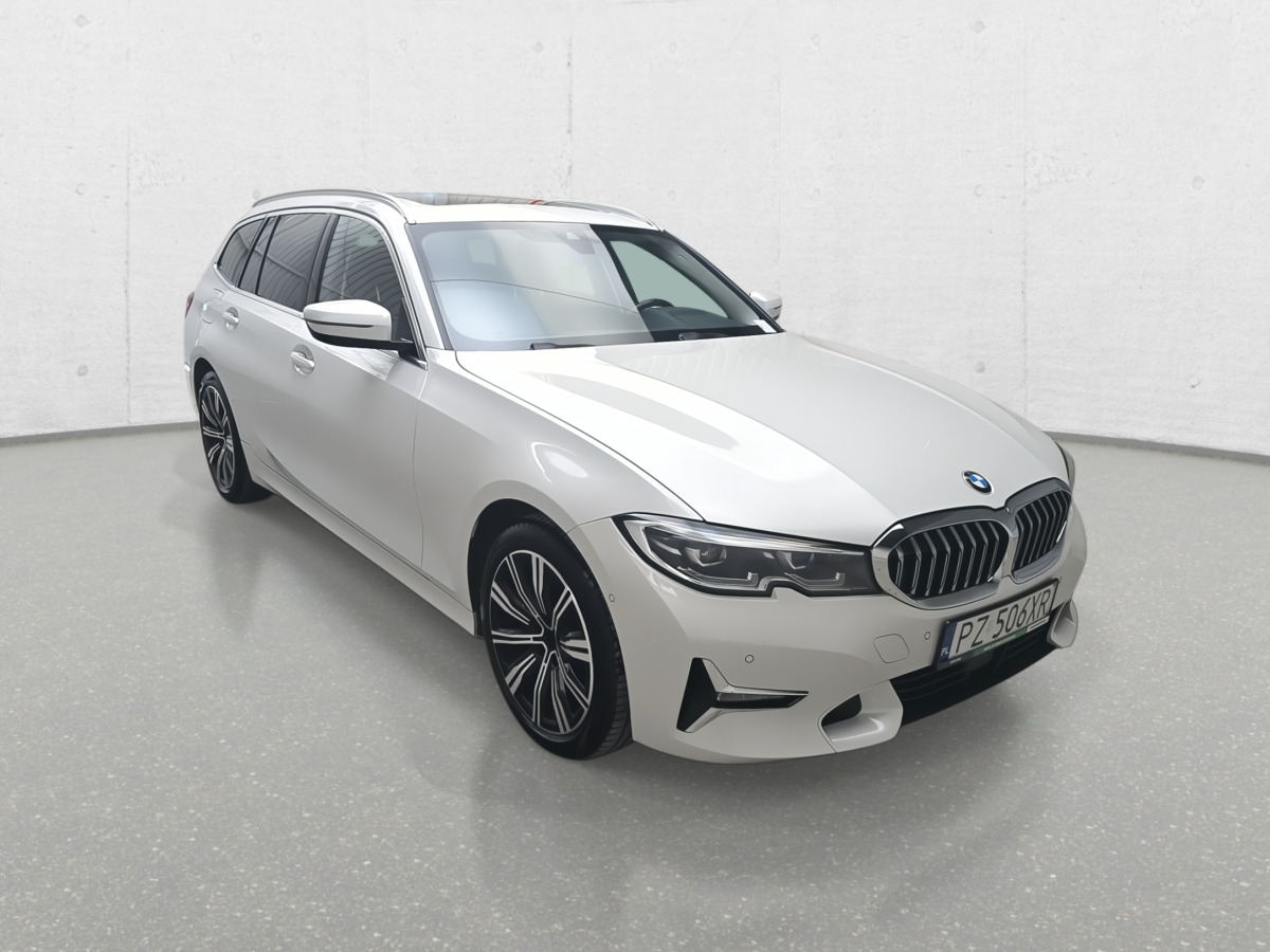 BMW 320D XDRIVE KOMBI - Voiture: photos 1 BMW 320D XDRIVE KOMBI - Voiture: photos 1