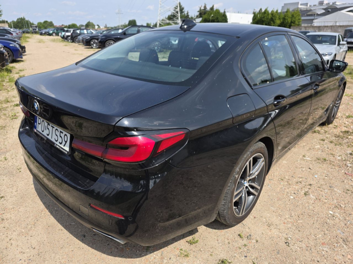 BMW 520i SEDAN - Berline: photos 3 BMW 520i SEDAN - Berline: photos 3
