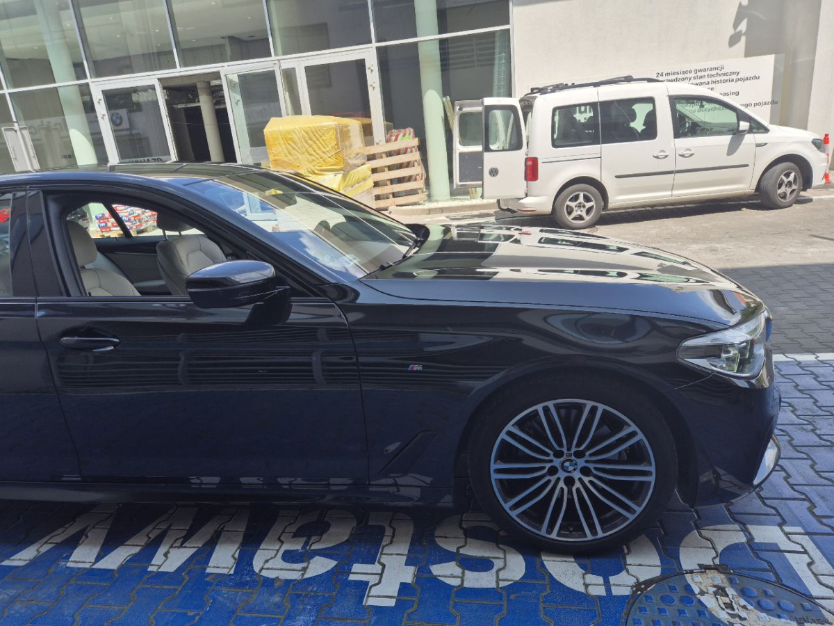 BMW 530i GPF XDRIVE M SPORT SEDAN - Berline: photos 5 BMW 530i GPF XDRIVE M SPORT SEDAN - Berline: photos 5