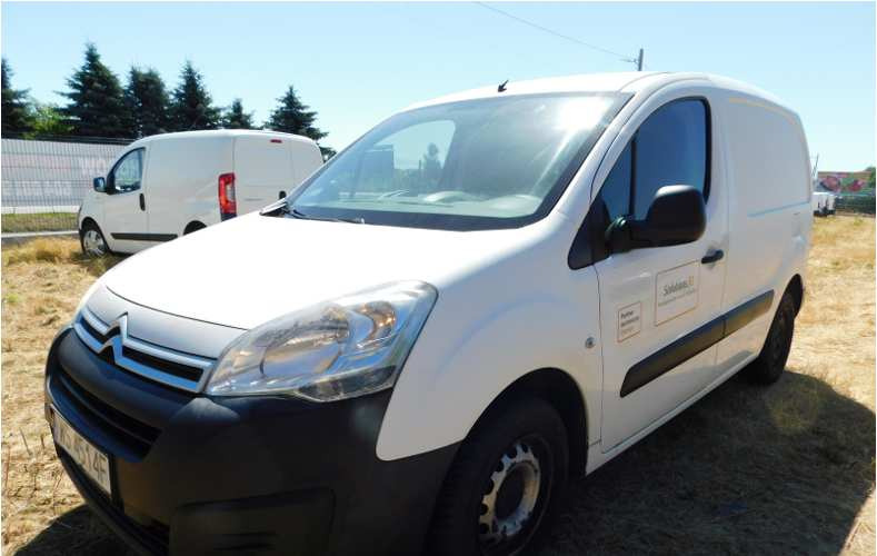 CITROEN BERLINGO FURGON BLASZAK - Fourgon utilitaire: photos 2 CITROEN BERLINGO FURGON BLASZAK - Fourgon utilitaire: photos 2