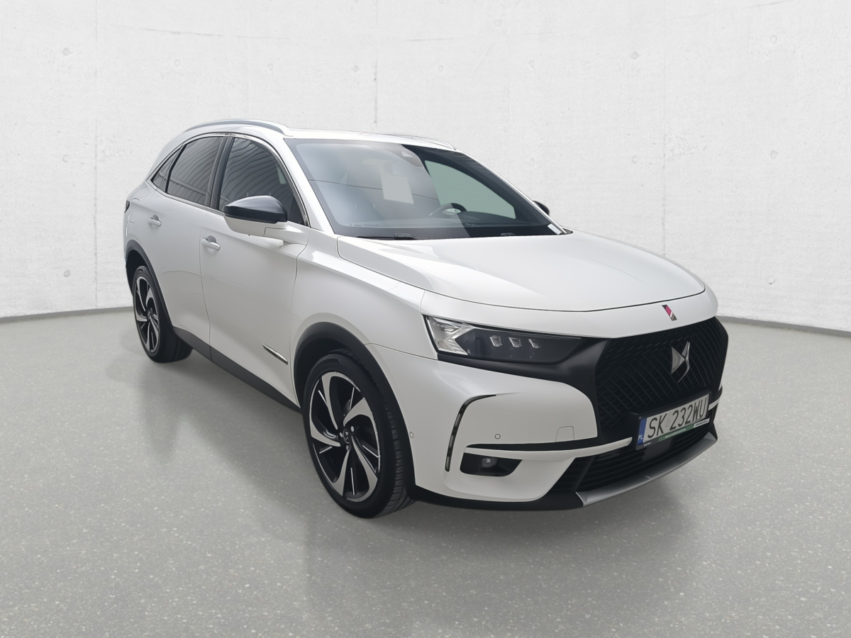 DS DS 7 CROSSBACK SUV - SUV: photos 1 DS DS 7 CROSSBACK SUV - SUV: photos 1