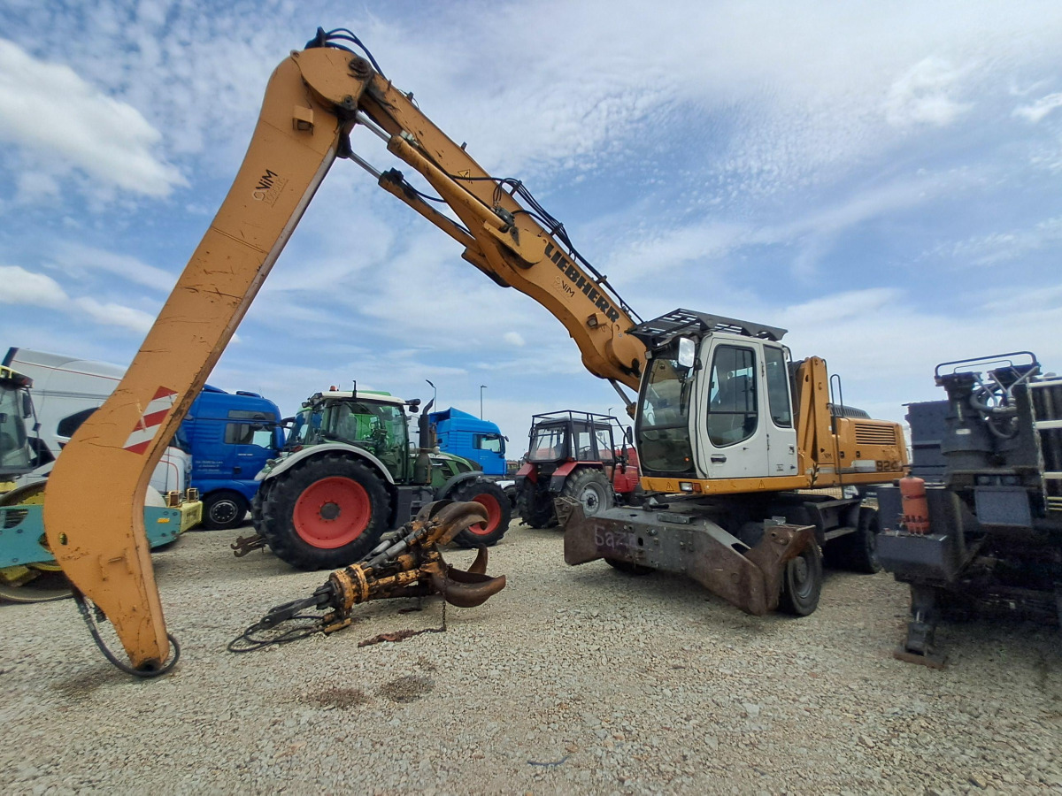 Koparka kołowa – LIEBHERR A 924 C LITRONIC – 2011 – 20 177 h – prace ziemne - Pelle de manutention: photos 2 Koparka kołowa – LIEBHERR A 924 C LITRONIC – 2011 – 20 177 h – prace ziemne - Pelle de manutention: photos 2