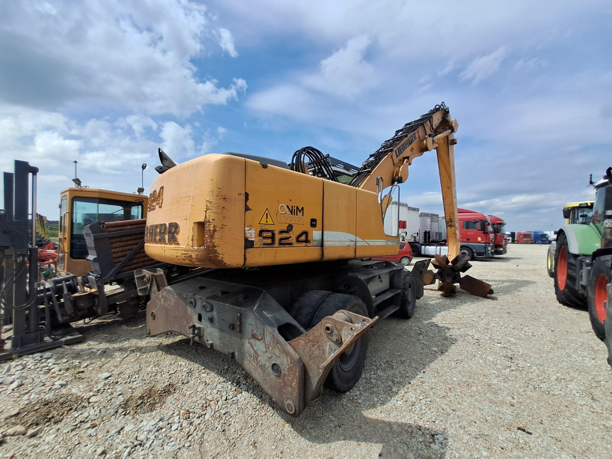Koparka kołowa – LIEBHERR A 924 C LITRONIC – 2011 – 20 177 h – prace ziemne - Pelle de manutention: photos 5 Koparka kołowa – LIEBHERR A 924 C LITRONIC – 2011 – 20 177 h – prace ziemne - Pelle de manutention: photos 5