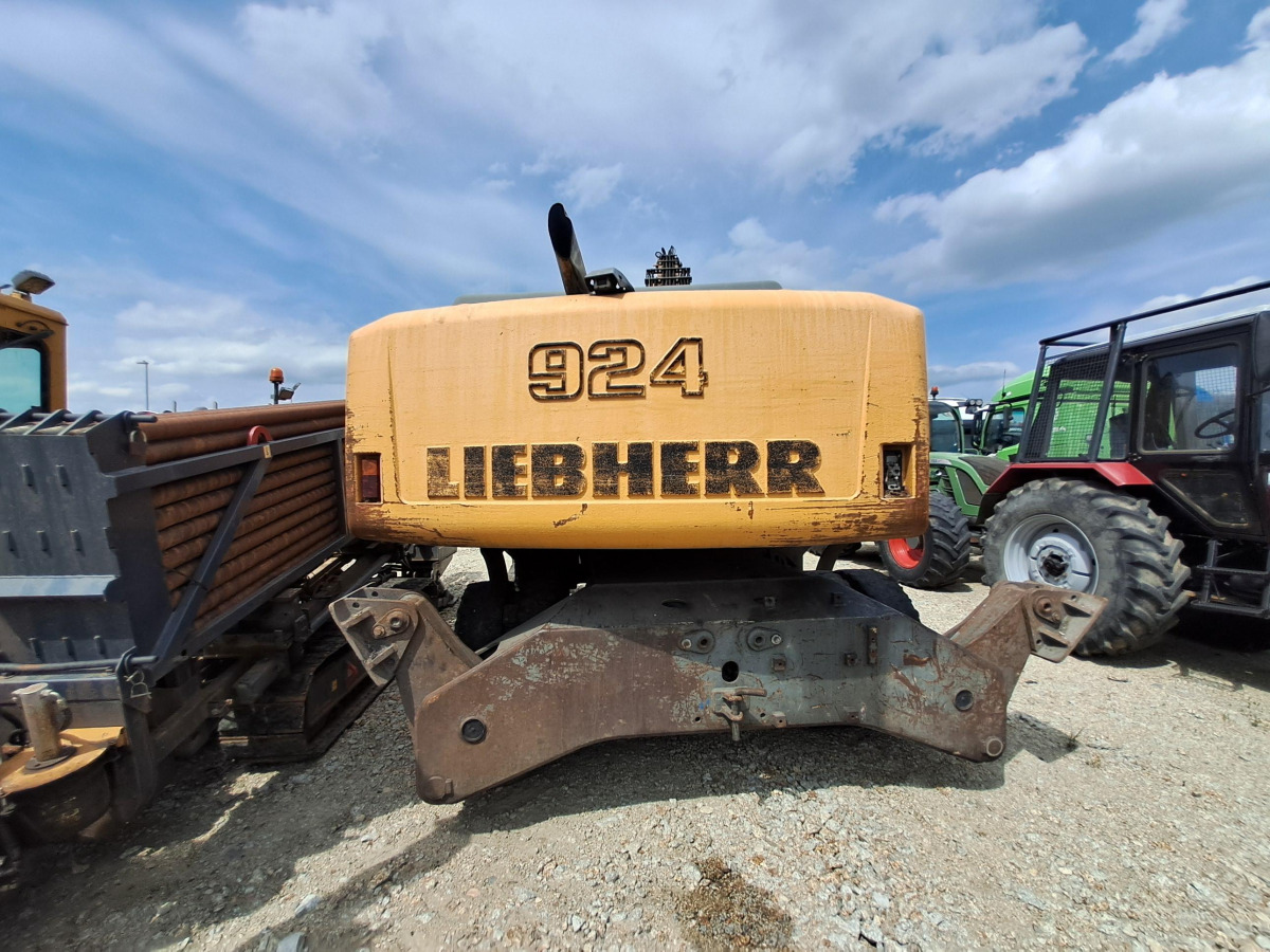 Koparka kołowa – LIEBHERR A 924 C LITRONIC – 2011 – 20 177 h – prace ziemne - Pelle sur pneus: photos 4 Koparka kołowa – LIEBHERR A 924 C LITRONIC – 2011 – 20 177 h – prace ziemne - Pelle sur pneus: photos 4