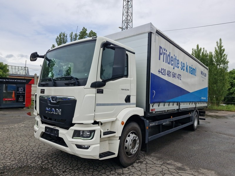 MAN TGM SOLÓWKA - Camion à rideaux coulissants: photos 1 MAN TGM SOLÓWKA - Camion à rideaux coulissants: photos 1