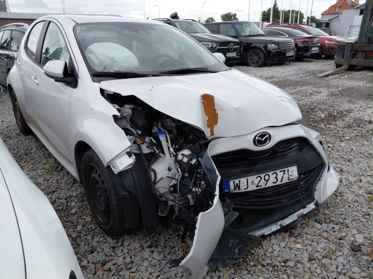 MAZDA 2 HATCHBACK - Voiture à hayon: photos 3 MAZDA 2 HATCHBACK - Voiture à hayon: photos 3