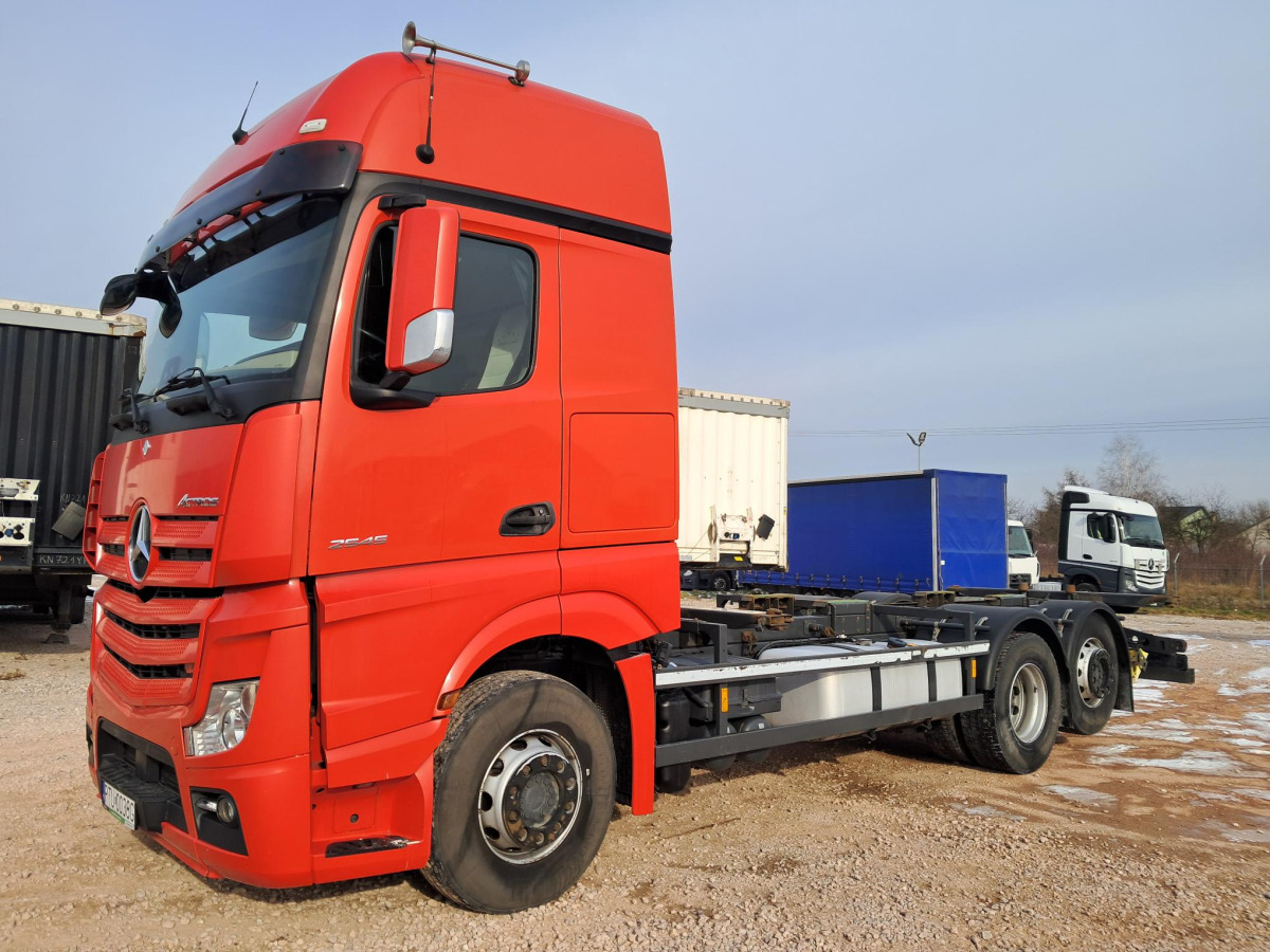 MERCEDES BENZ ACTROS BDF - Camion porte-conteneur/ Caisse mobile: photos 3 MERCEDES BENZ ACTROS BDF - Camion porte-conteneur/ Caisse mobile: photos 3