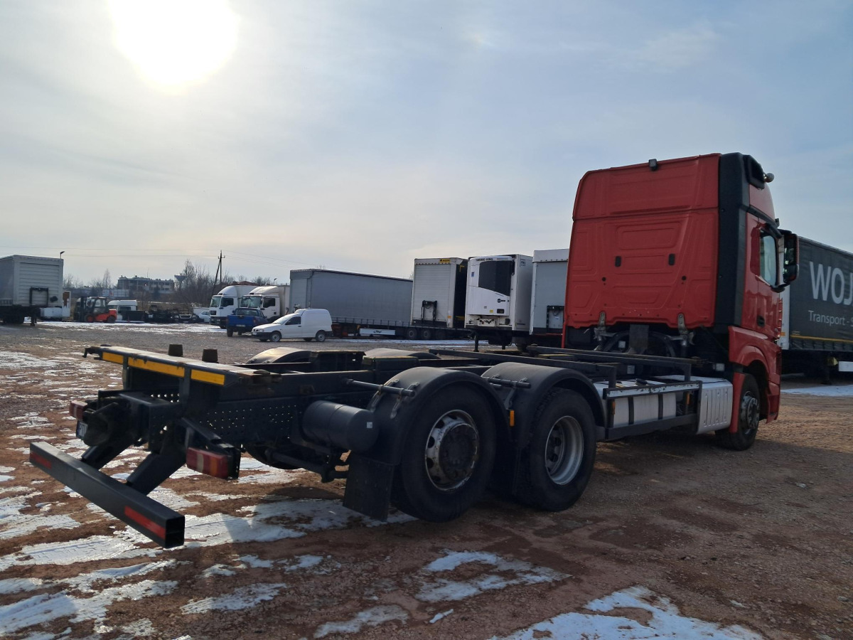 MERCEDES BENZ ACTROS BDF - Camion porte-conteneur/ Caisse mobile: photos 4 MERCEDES BENZ ACTROS BDF - Camion porte-conteneur/ Caisse mobile: photos 4