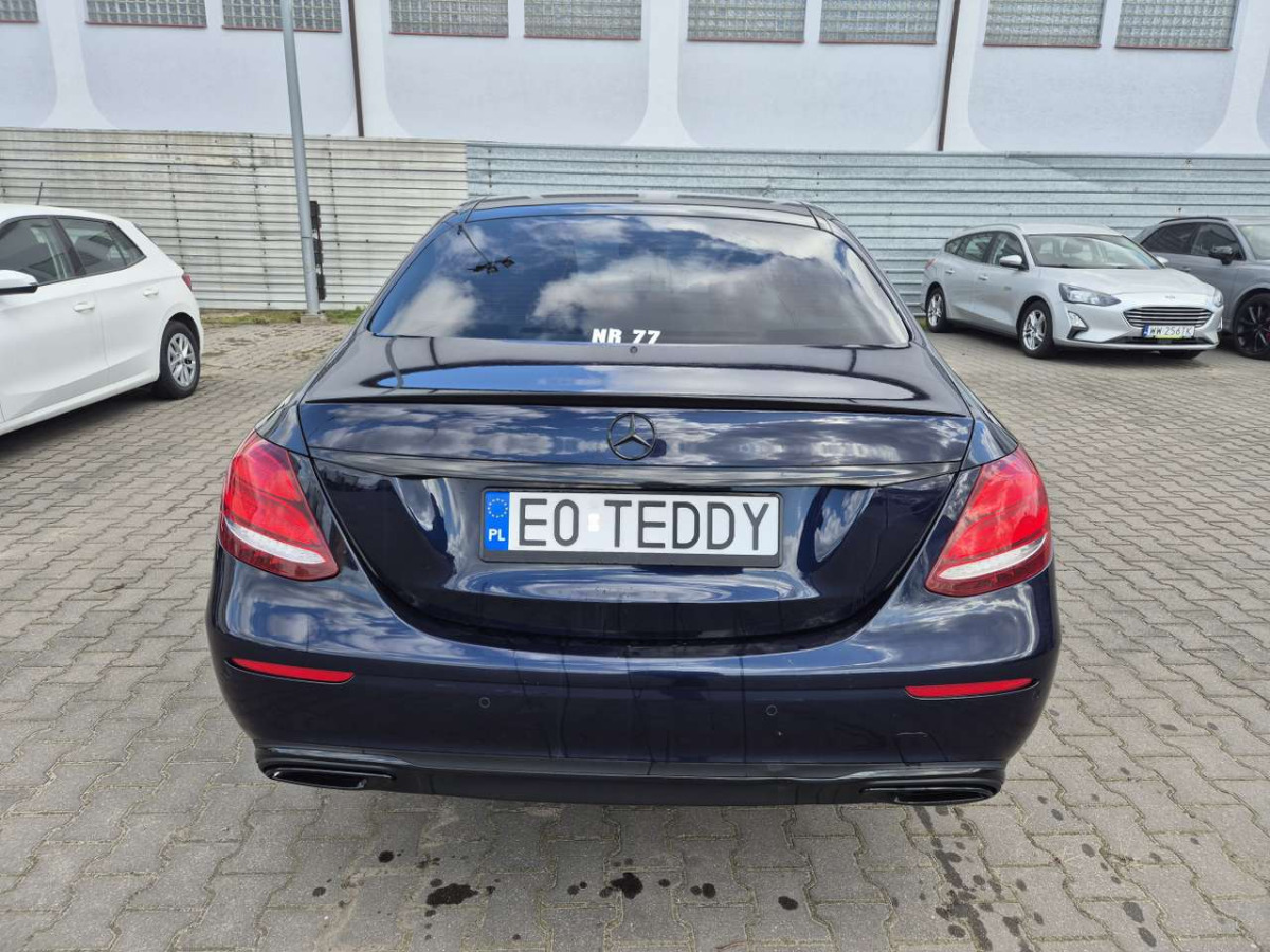 MERCEDES BENZ E 220 D 4MATIC SEDAN - Berline: photos 5 MERCEDES BENZ E 220 D 4MATIC SEDAN - Berline: photos 5