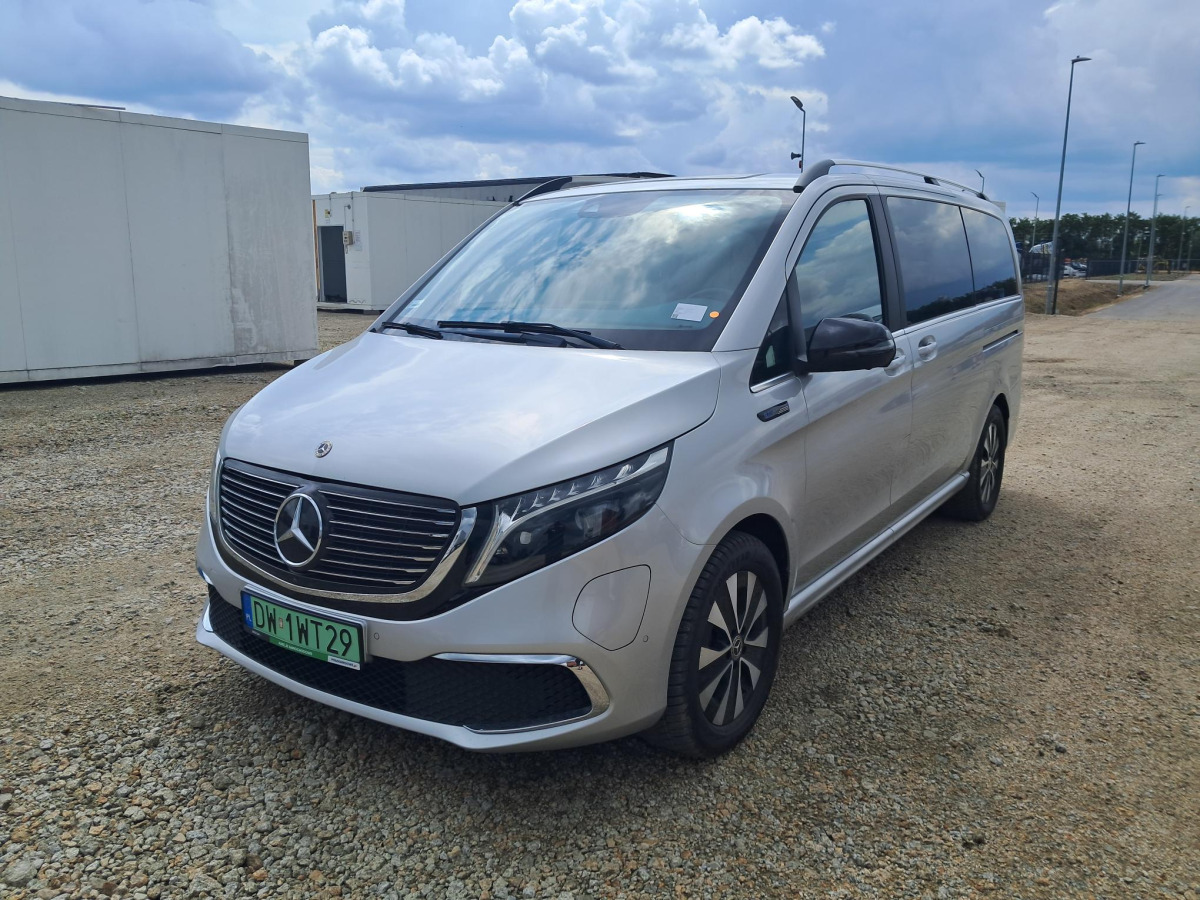 MERCEDES BENZ EQV300 VAN - Voiture: photos 2 MERCEDES BENZ EQV300 VAN - Voiture: photos 2