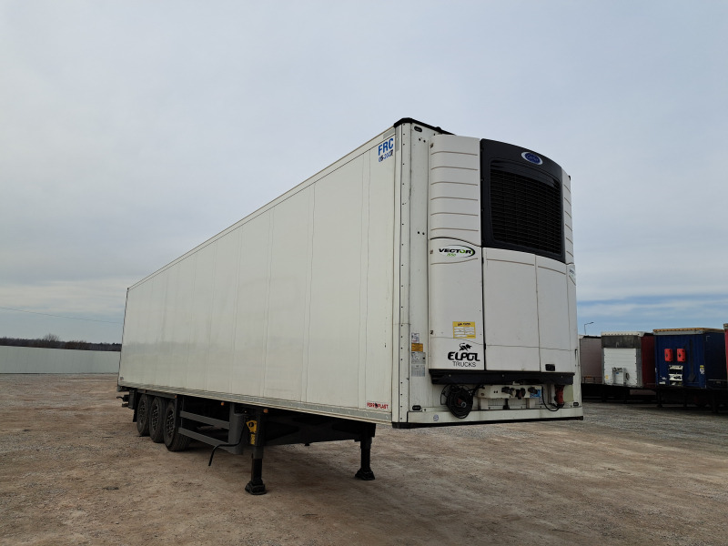 SCHMITZ CARGOBULL SCB*S3B CHŁODNIA - Remorque frigorifique: photos 1 SCHMITZ CARGOBULL SCB*S3B CHŁODNIA - Remorque frigorifique: photos 1
