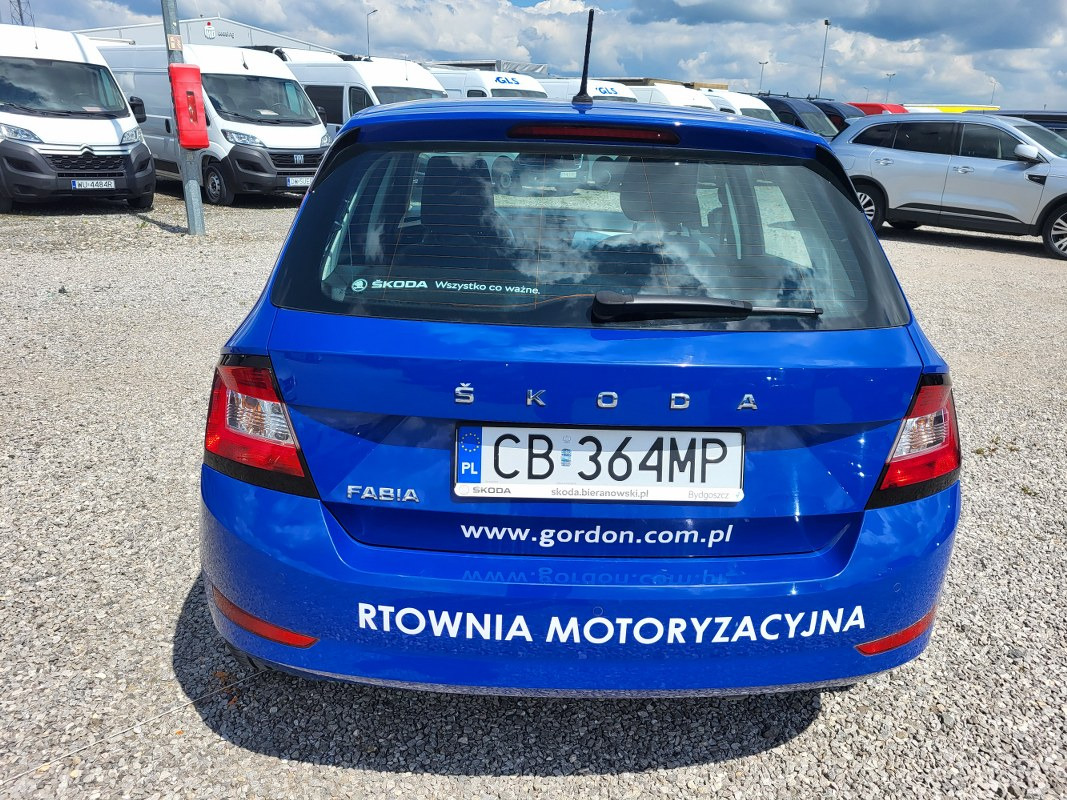 SKODA FABIA HATCHBACK - Voiture à hayon: photos 5 SKODA FABIA HATCHBACK - Voiture à hayon: photos 5