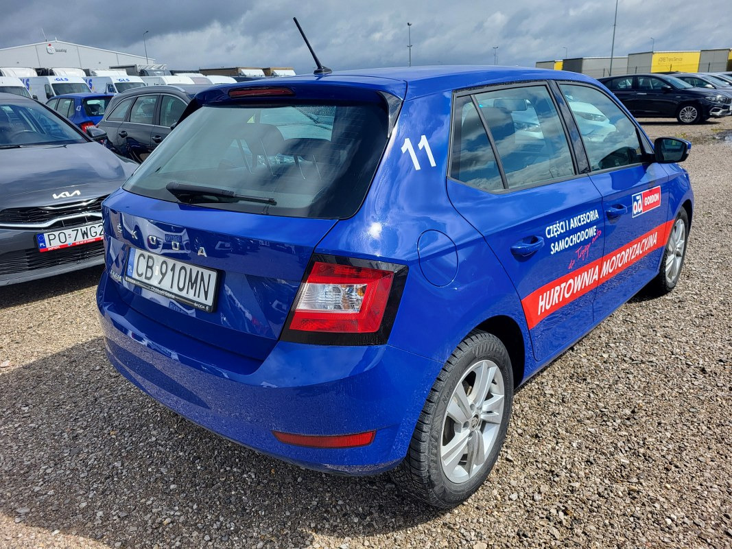 SKODA FABIA HATCHBACK - Voiture à hayon: photos 4 SKODA FABIA HATCHBACK - Voiture à hayon: photos 4