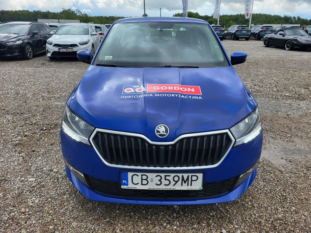 SKODA FABIA HATCHBACK - Voiture à hayon: photos 2 SKODA FABIA HATCHBACK - Voiture à hayon: photos 2