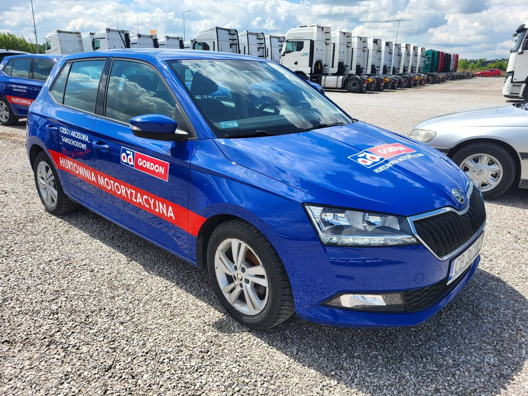 Voiture à hayon SKODA FABIA HATCHBACK