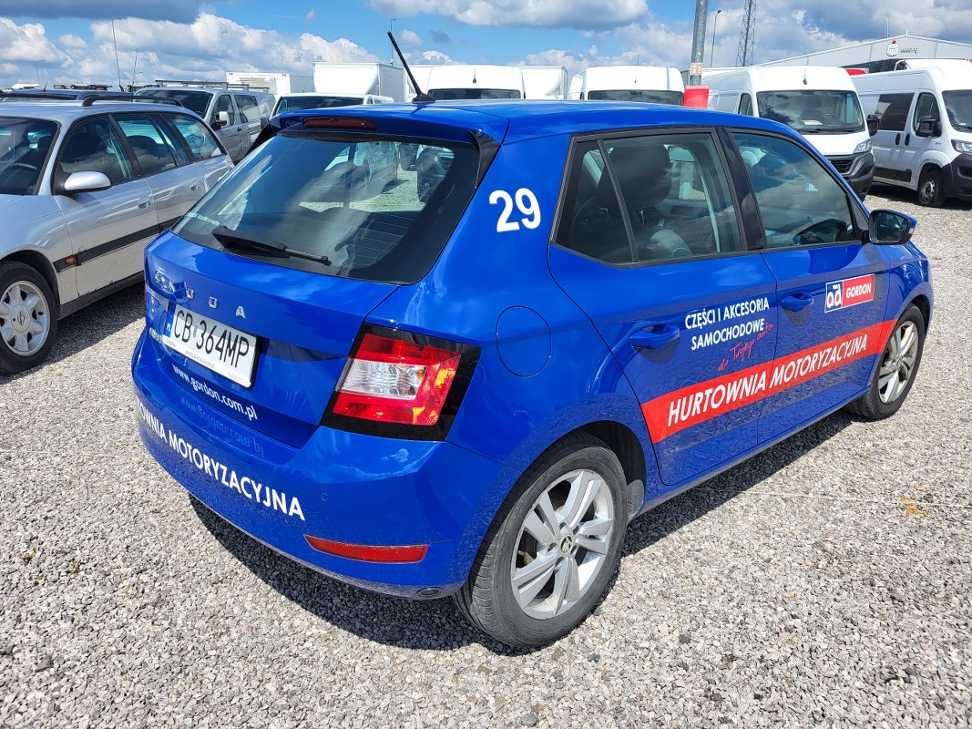SKODA FABIA HATCHBACK - Voiture à hayon: photos 4 SKODA FABIA HATCHBACK - Voiture à hayon: photos 4