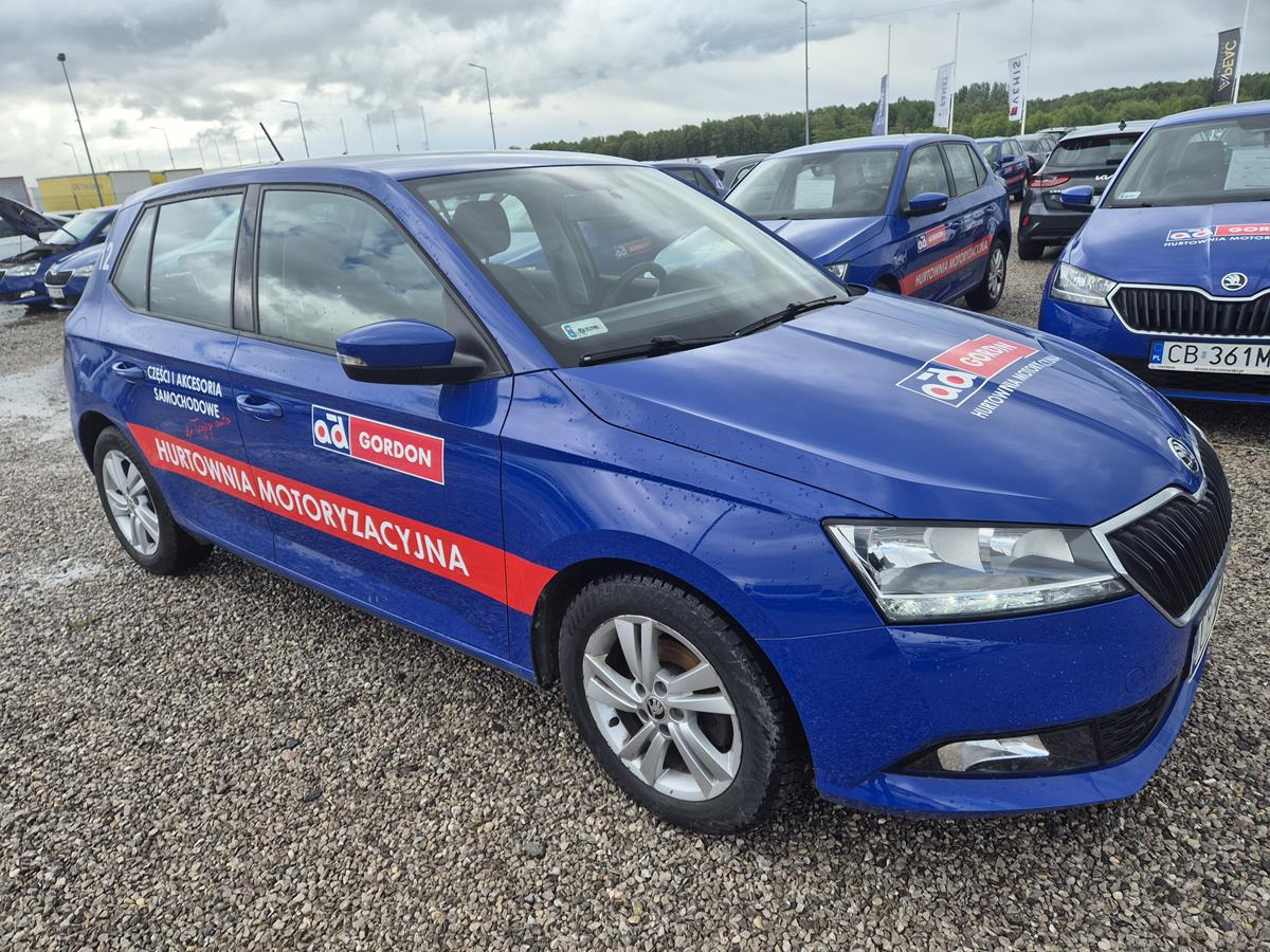Voiture à hayon SKODA FABIA HATCHBACK