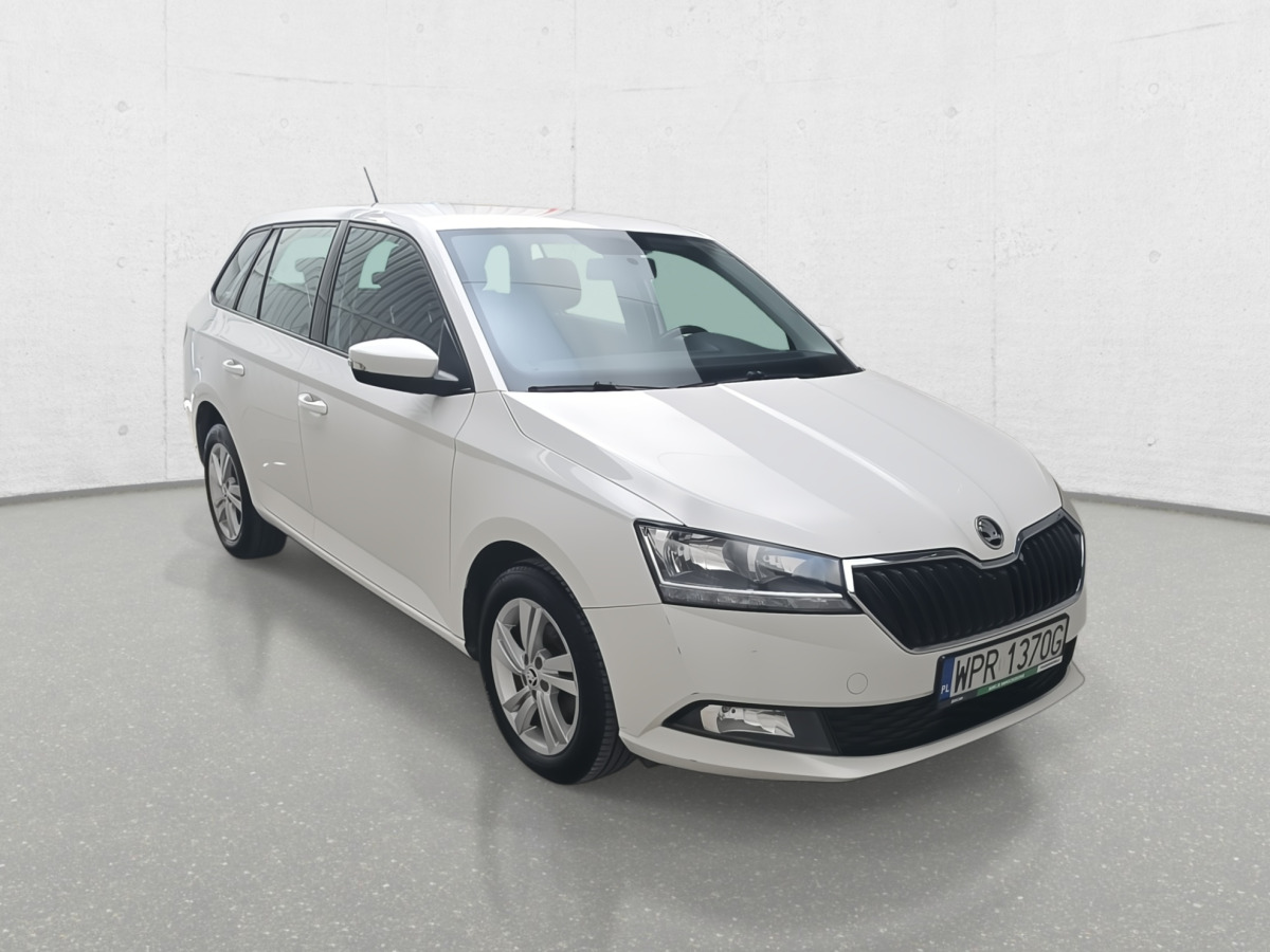 SKODA FABIA KOMBI - Voiture: photos 2 SKODA FABIA KOMBI - Voiture: photos 2