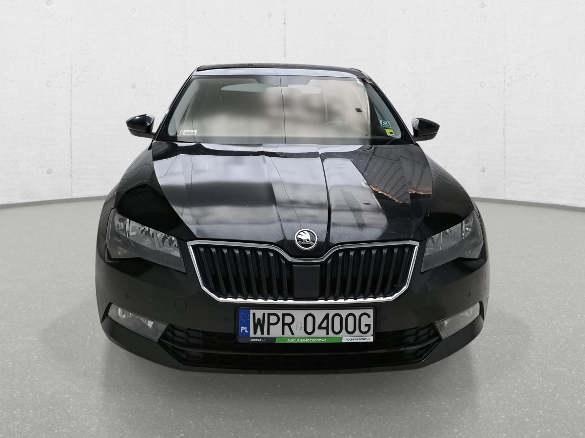 SKODA SUPERB SEDAN - Berline: photos 3 SKODA SUPERB SEDAN - Berline: photos 3