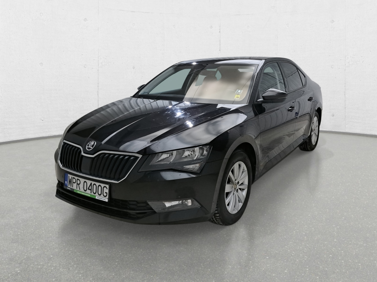 SKODA SUPERB SEDAN - Berline: photos 4 SKODA SUPERB SEDAN - Berline: photos 4
