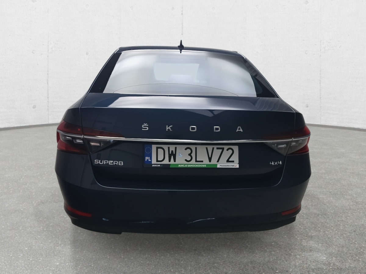 SKODA SUPERB SEDAN - Berline: photos 5 SKODA SUPERB SEDAN - Berline: photos 5