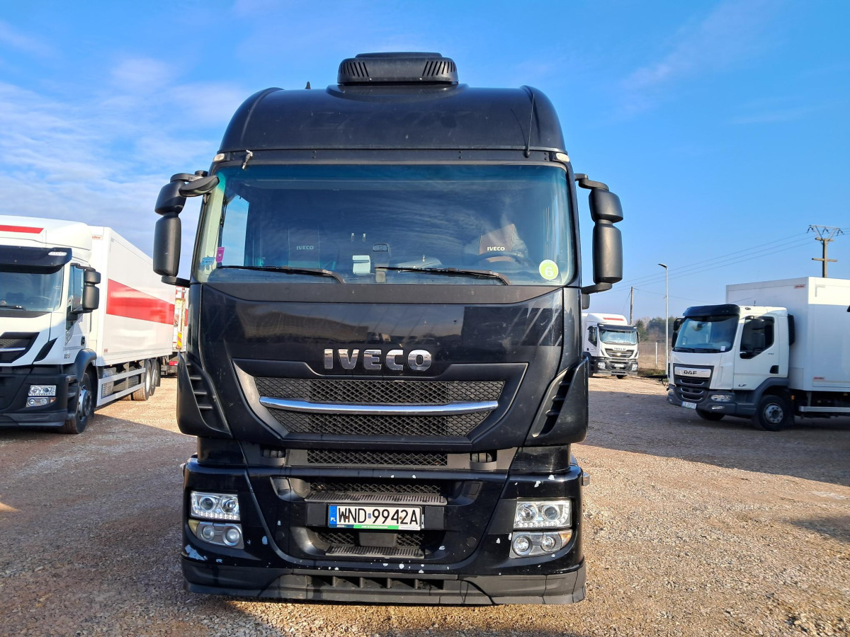 IVECO AS440T/ FP LT CIĄGNIK SIODŁOWY - Tracteur routier: photos 3 IVECO AS440T/ FP LT CIĄGNIK SIODŁOWY - Tracteur routier: photos 3