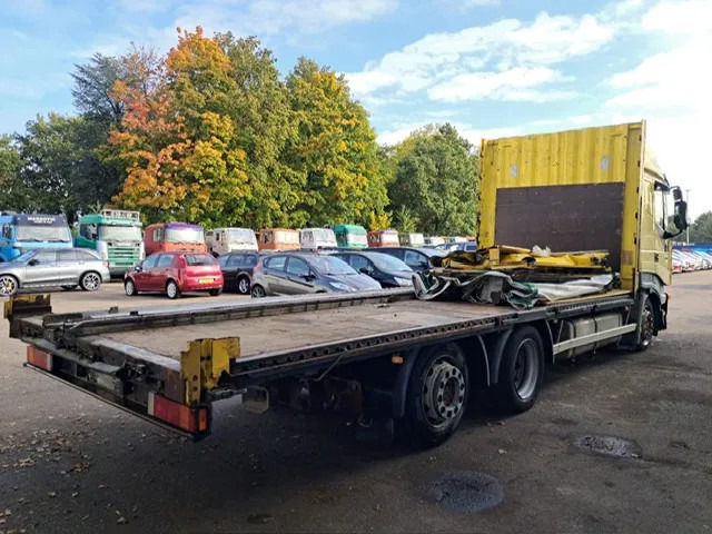 Iveco Stralis 430 , 6x2 , Manual Gearbox , Euro 3 - Camion à rideaux coulissants: photos 3 Iveco Stralis 430 , 6x2 , Manual Gearbox , Euro 3 - Camion à rideaux coulissants: photos 3