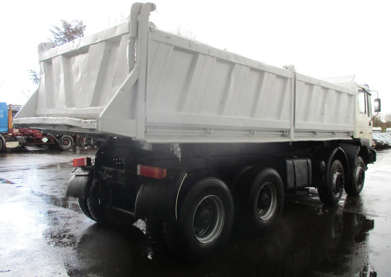 MAN 35-364 , Manual , 8x4 , 3 way tipper , Spring suspension - Camion benne: photos 3 MAN 35-364 , Manual , 8x4 , 3 way tipper , Spring suspension - Camion benne: photos 3