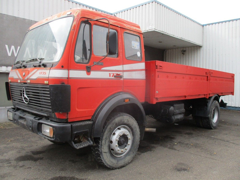 Mercedes-Benz 1626 , V8 , ZF Manual , spring suspension - Camion plateau: photos 1 Mercedes-Benz 1626 , V8 , ZF Manual , spring suspension - Camion plateau: photos 1