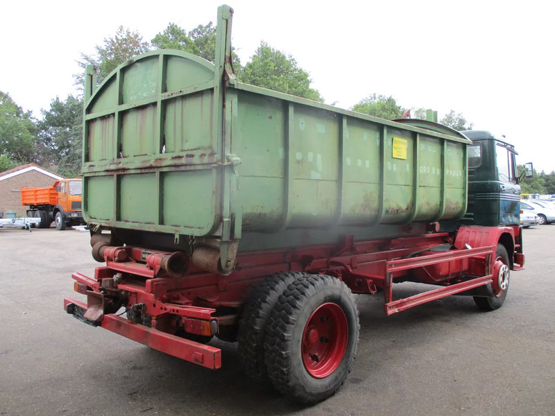 Mercedes-Benz LP 1319 , Oldtimer - Camion ampliroll: photos 3 Mercedes-Benz LP 1319 , Oldtimer - Camion ampliroll: photos 3